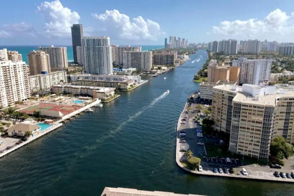 Beachwalk 1B 1B Incredible View Apartment 14 A Hallandale Beach Ngoại thất bức ảnh