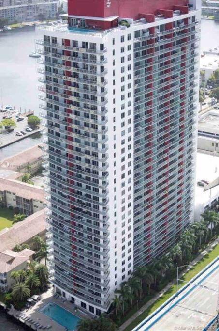 Beachwalk 1B 1B Incredible View Apartment 14 A Hallandale Beach Ngoại thất bức ảnh